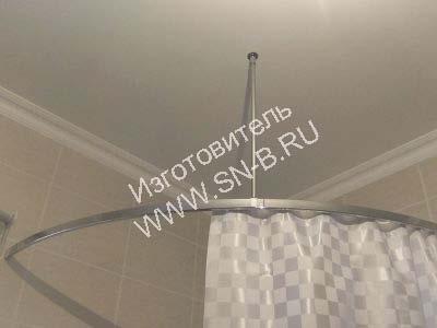 Радиусный карниз в ванную с потолком из гипсокартона